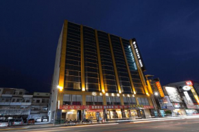 Гостиница Ever Delightful Business Hotel  Chiayi City